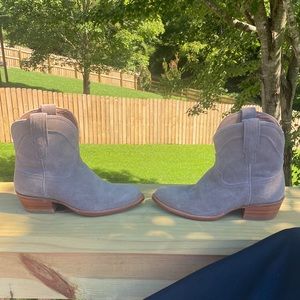 TECOVAS Silver Grey Suede Short Boot